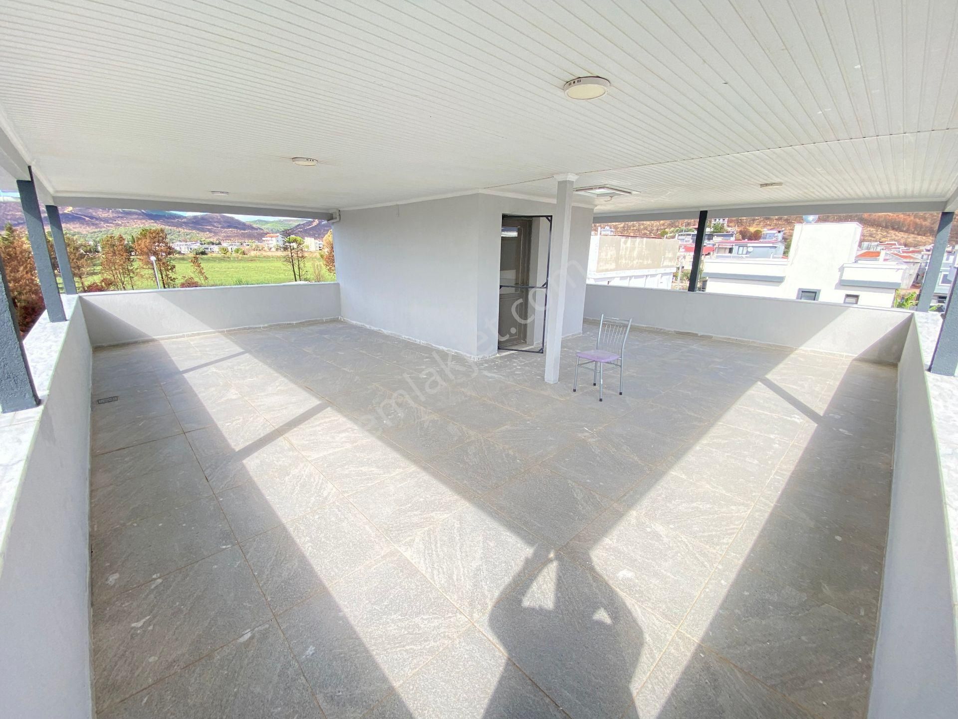 Seferihisar Doğanbeyde Tek Mustakil Havuzlu Satılık 3+1 Villa - Görsel 28