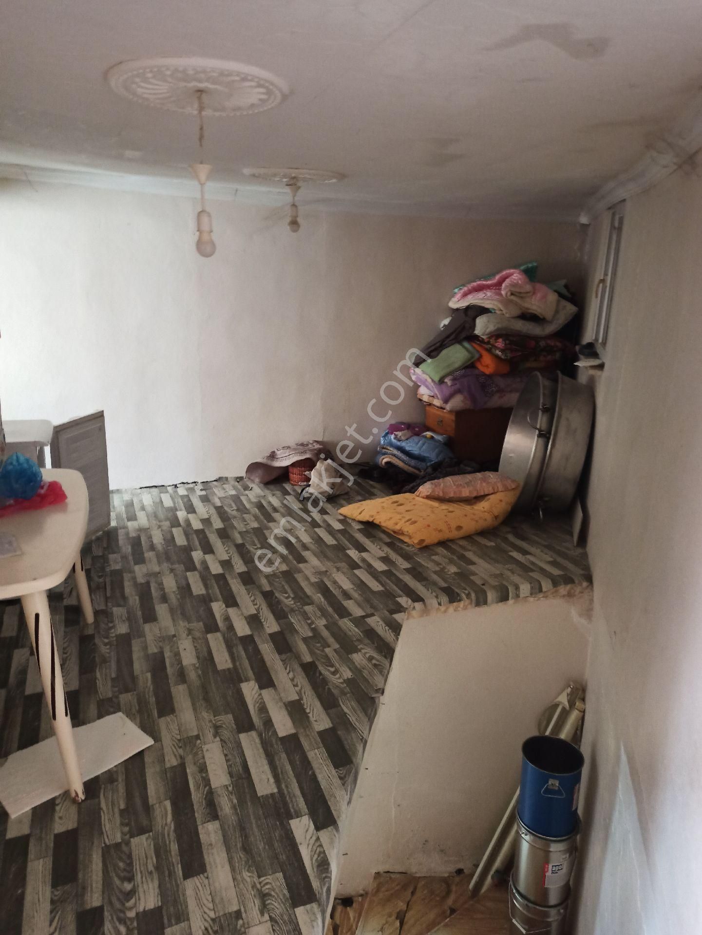 İnegöl Mesudiyede Satılık Müstakil Ev - Görsel 12