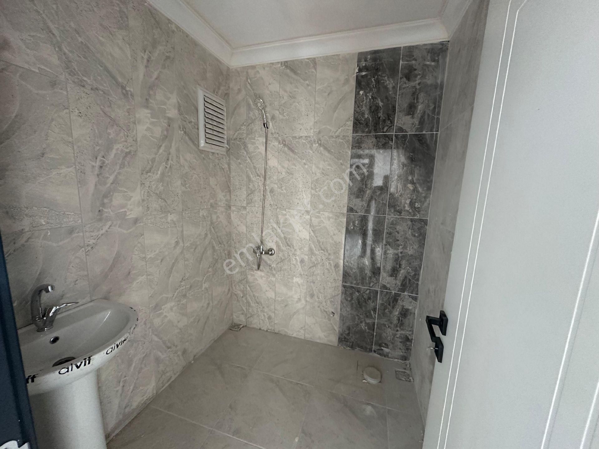 Ferudunçelik Koçaklar Market Yakını Sıfır 3+1 Giriş Kat Teras Balkonlu - Görsel 30