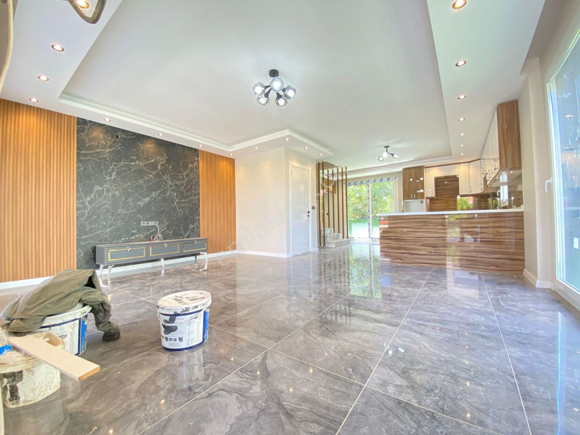 Seferihisar Doğanbey De Bahçeli Lükx Satılık 3+1 Villa - Görsel 5