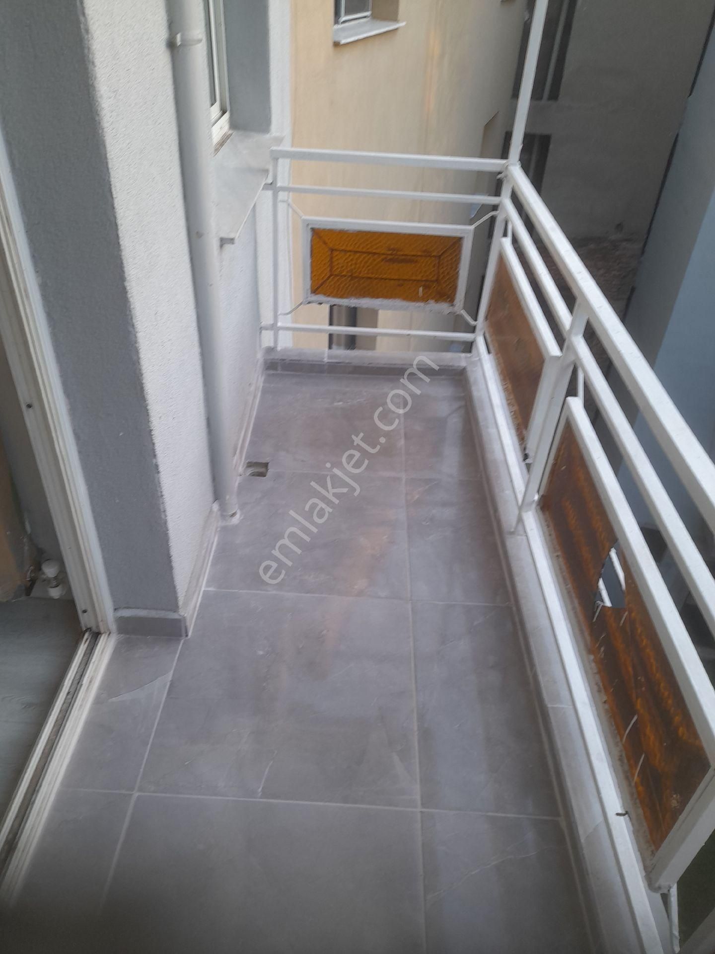 İzmir Üçyol Yakını 2+1,90 M2 Doğalgazlı Lüks Daire - Görsel 5