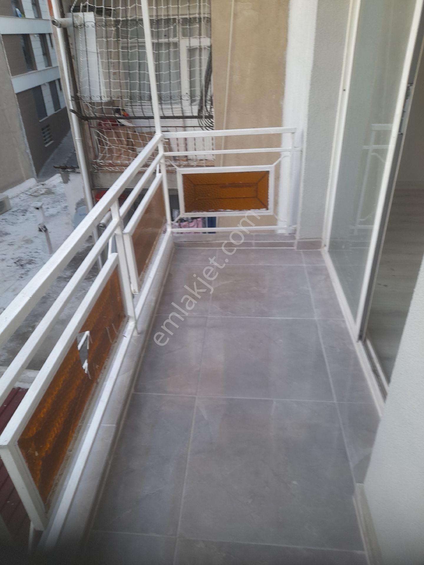 İzmir Üçyol Yakını 2+1,90 M2 Doğalgazlı Lüks Daire - Görsel 4