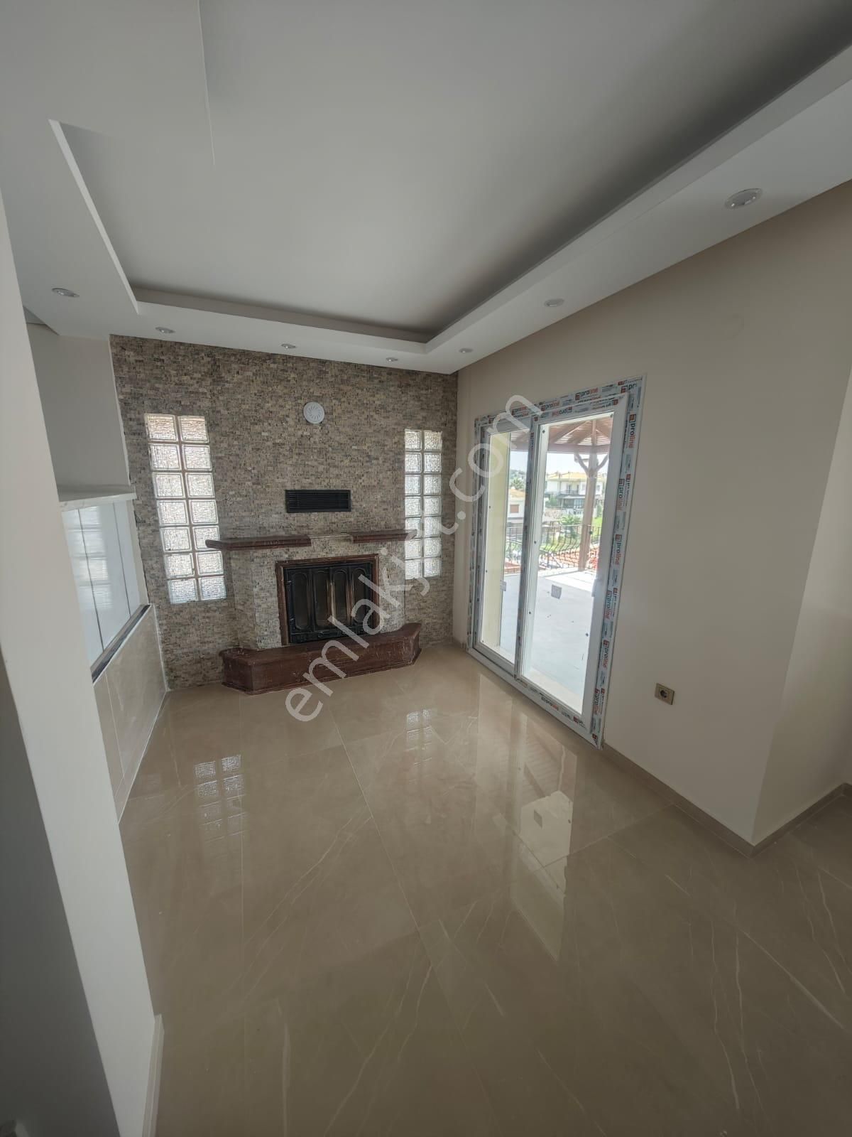 Doğanbey De Tamamen Yenilenmiş Ultra Lüks Satılık 4+1 Villa - Görsel 14