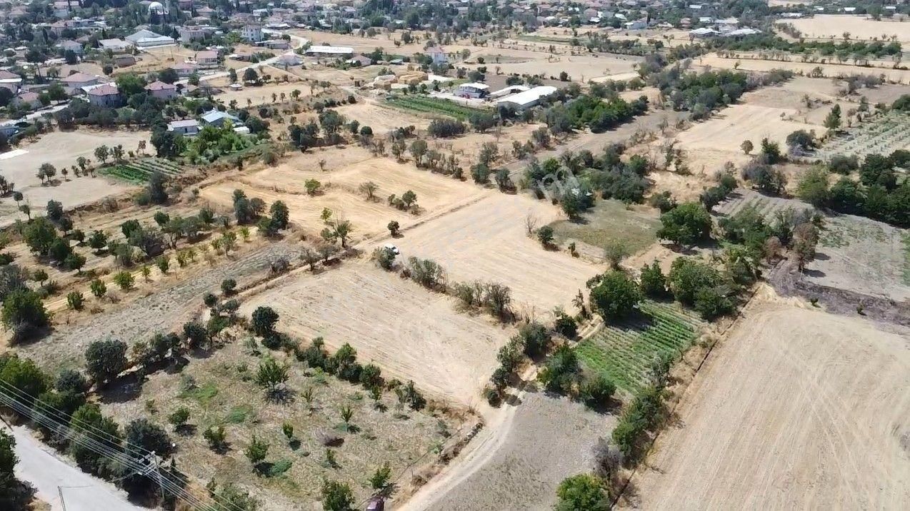 Korkuteli Bozova Mah. 1.300 M2 Resmi Yolu Var - Görsel 6