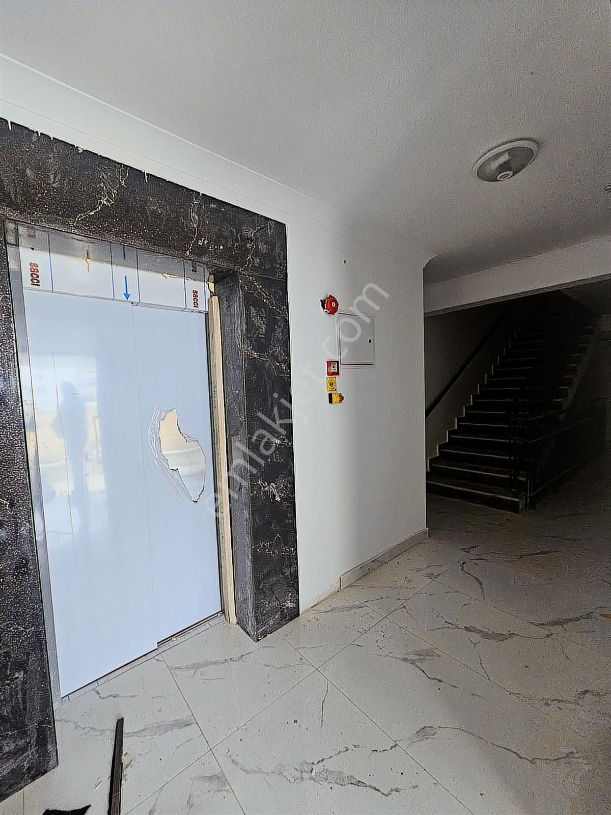 Yenikent 29 Ekim'de Ebv.banyolu Sıfır Full Yapılı Kombili Daire - Görsel 16
