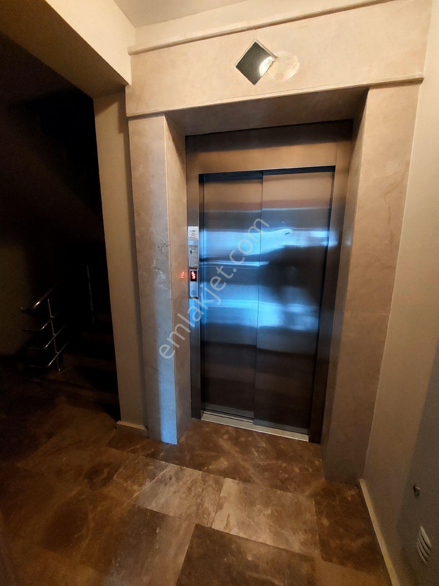 Oldpol Emlak'tan Şehirin Merkezinde Harika Konum Luks 1+1 Da - Görsel 7