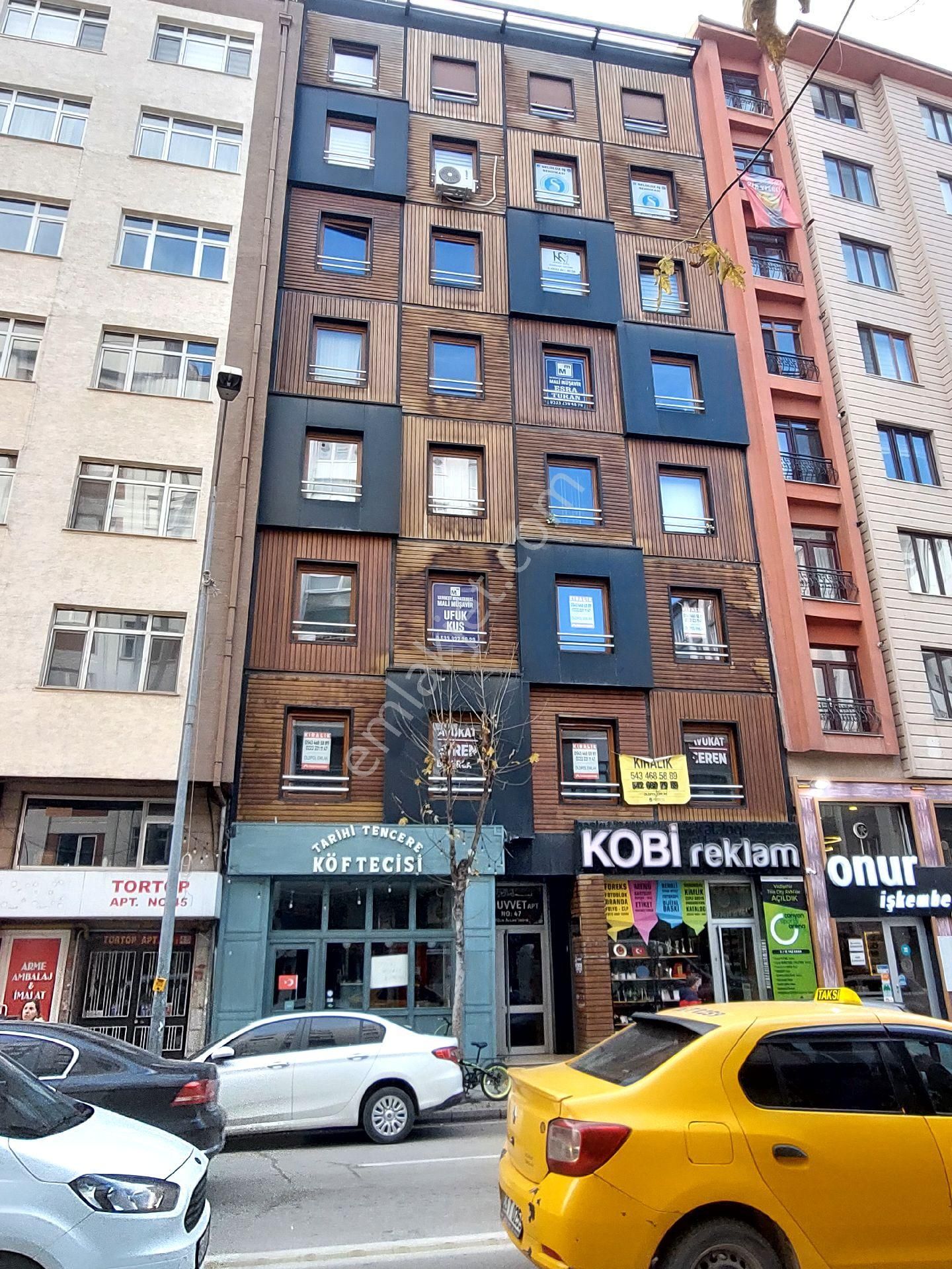 Oldpol Emlak'tan Şehirin Merkezinde Harika Konum Luks 1+1 Da - Görsel 10