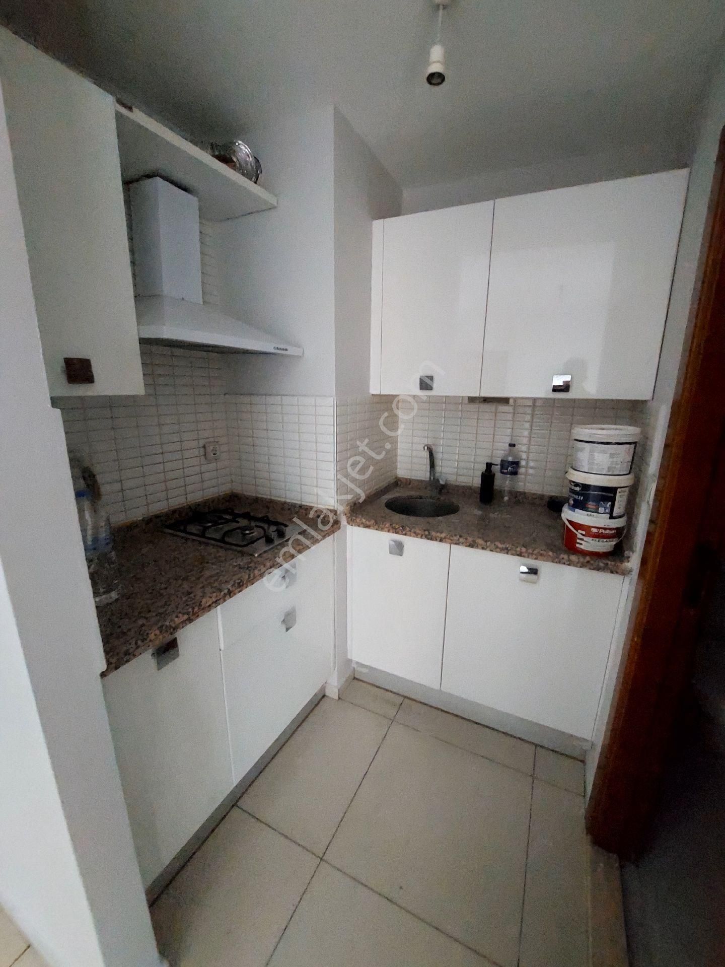 Oldpol Emlak'tan Şehirin Merkezinde Harika Konum Luks 1+1 Da - Görsel 4