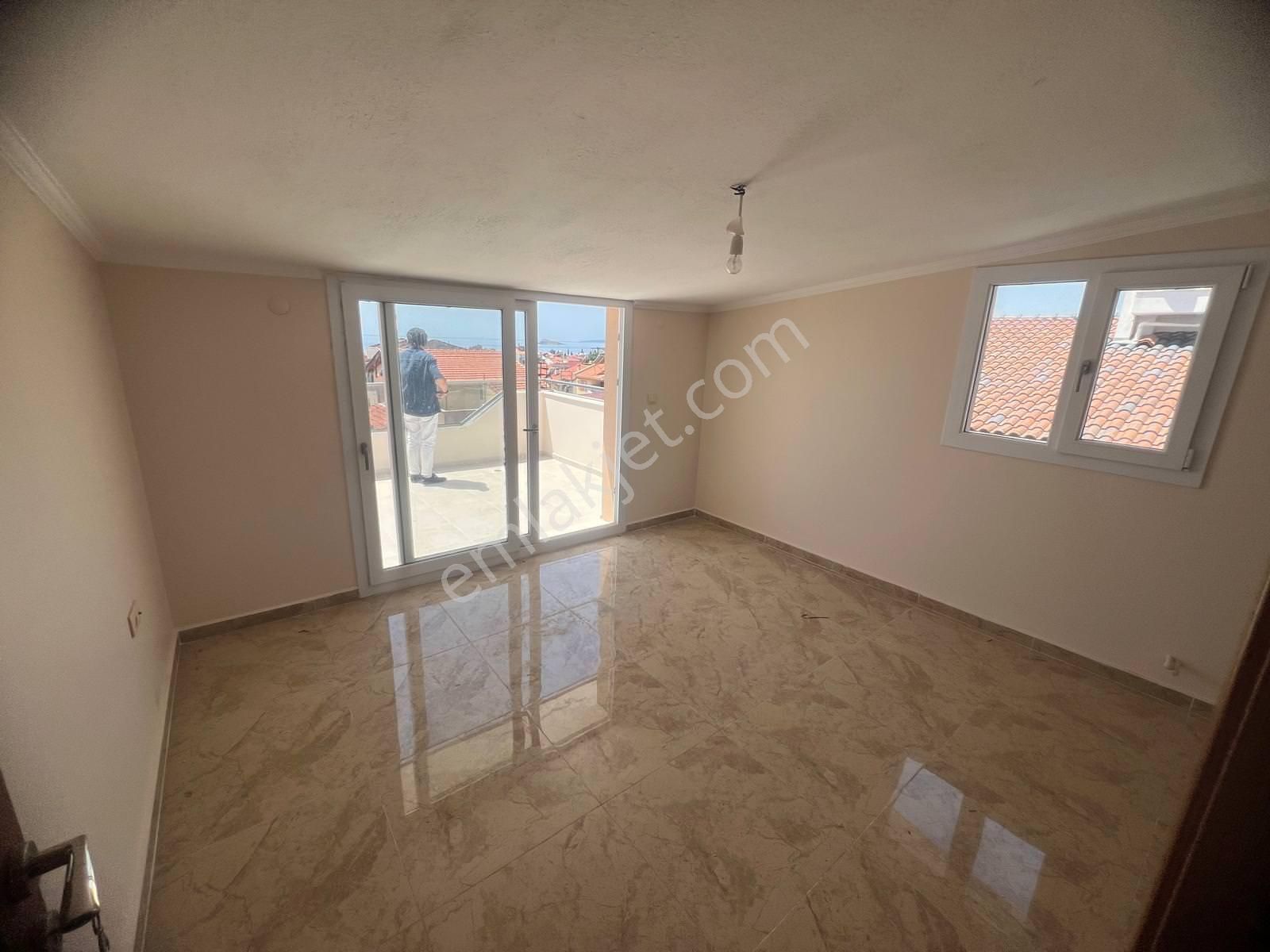 Özdere De Denize Yakın Manzaralı Otoparklı Satılık 3+1 Villa - Görsel 17