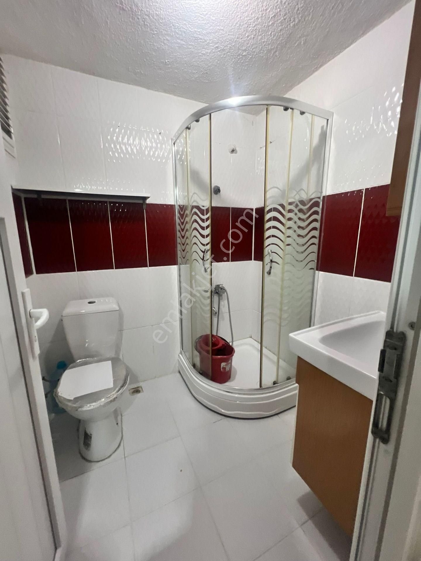 Esenyurt Balık Yolu Mahallesinde Bulunan 2+1 Bahçe Katı Dairemiz Kiralıktır. - Görsel 2