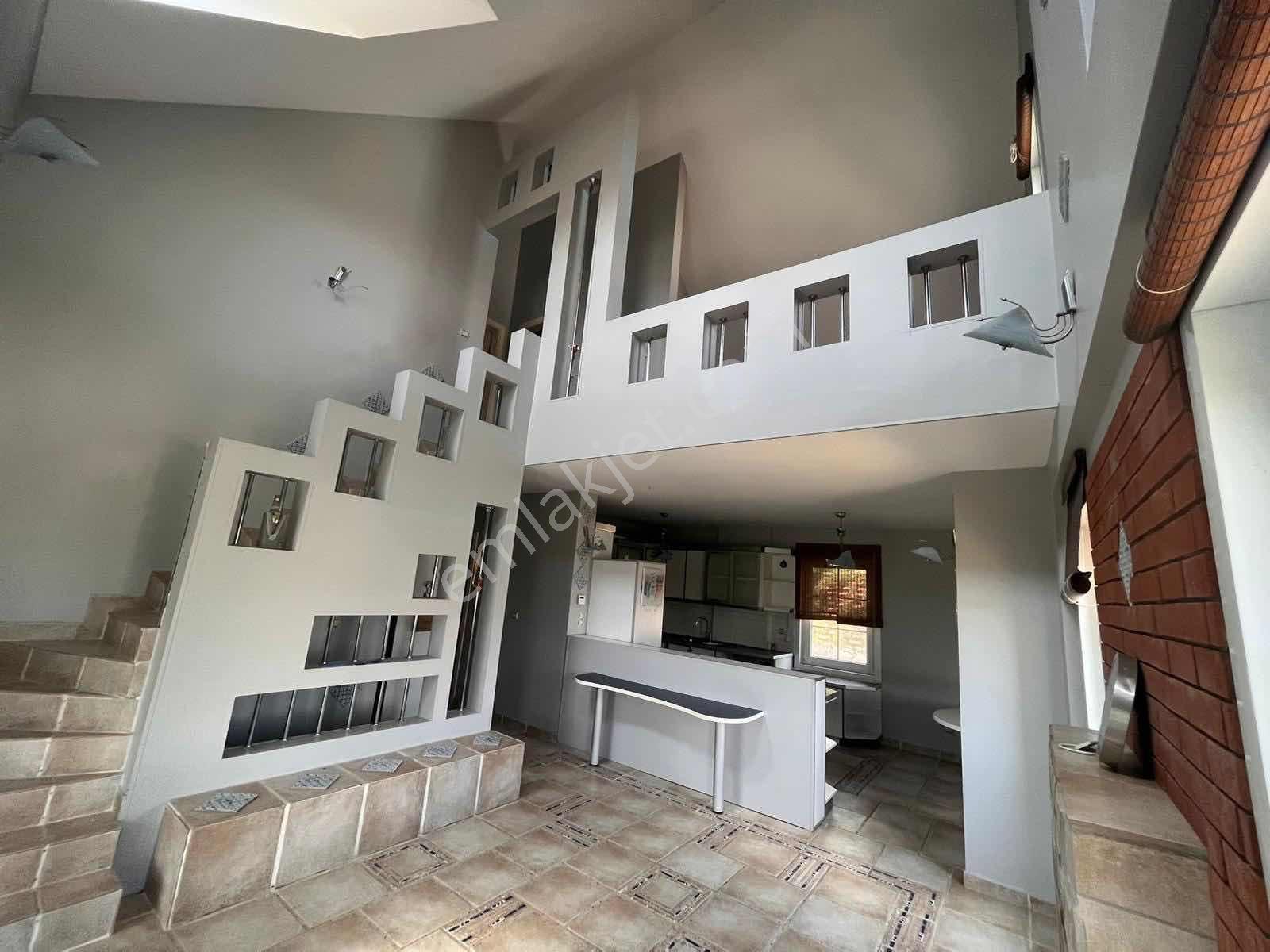 Büyükçekmece Kamiloba Zeytinsuyu Tepesi Evleri 6+2 Villa Acil - Görsel 16