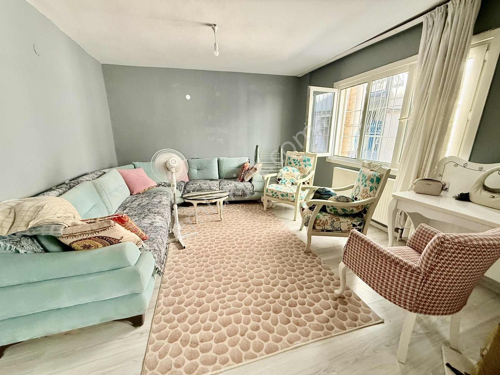 Karataş Tramvay Yak. 2+1 85 M2 Doğalgazlı Yüksek Giriş Daire - Görsel 2