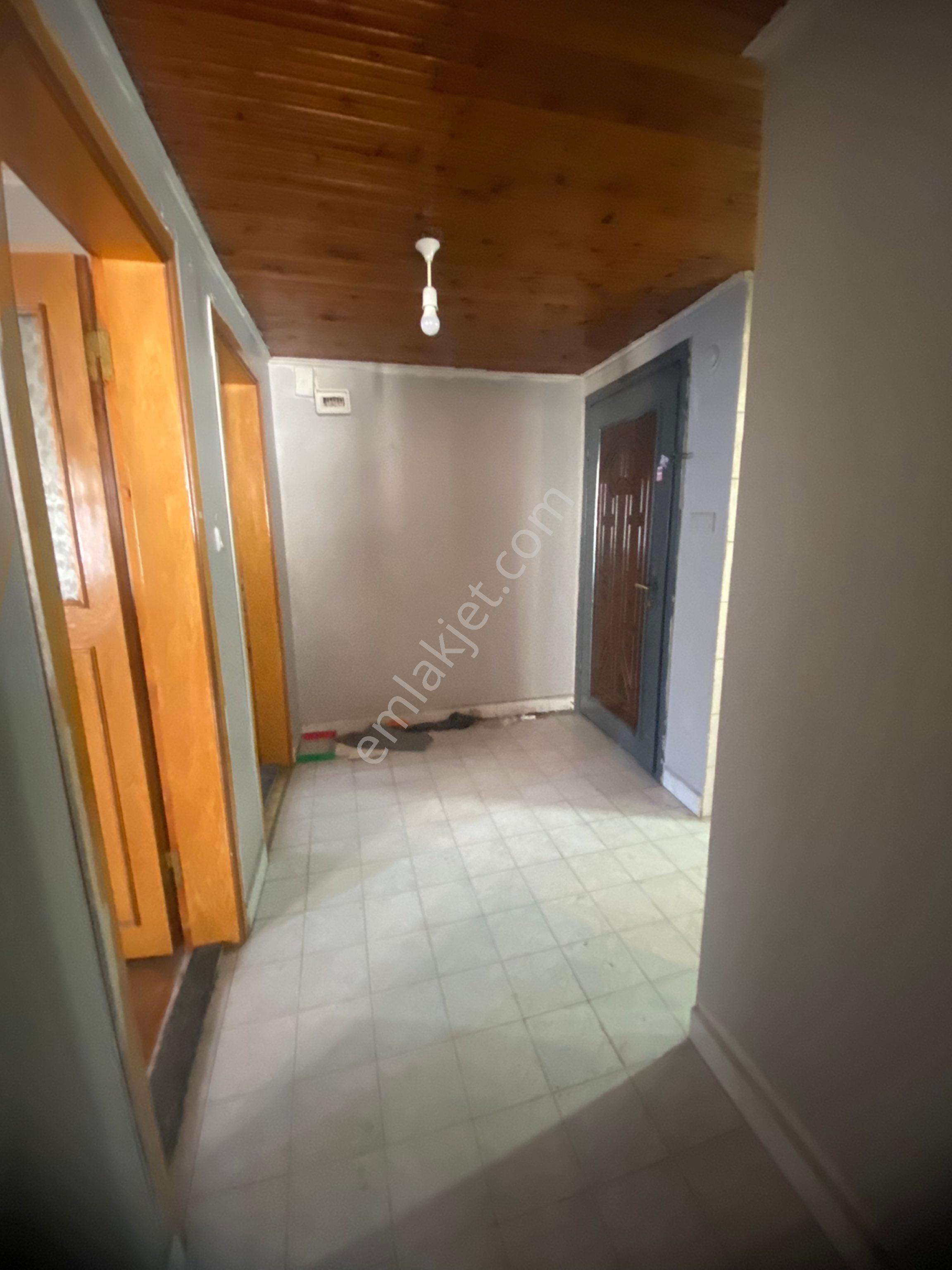 Sevgi Emlak’tan 1+1 Temiz 4.kat Kiralık Daire - Görsel 6