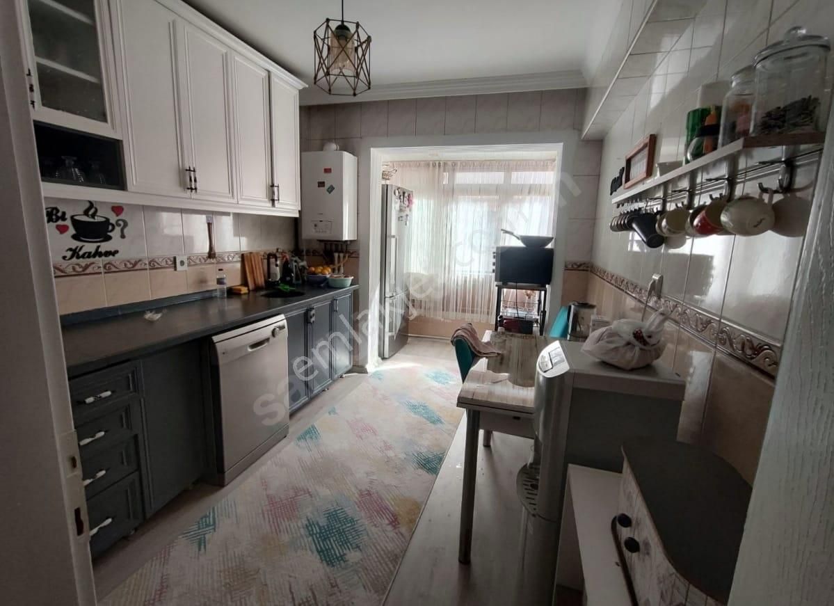 Esertepe Mah Cadde Üzeri 3+1 Katta Full Yapılı Satılık Daire