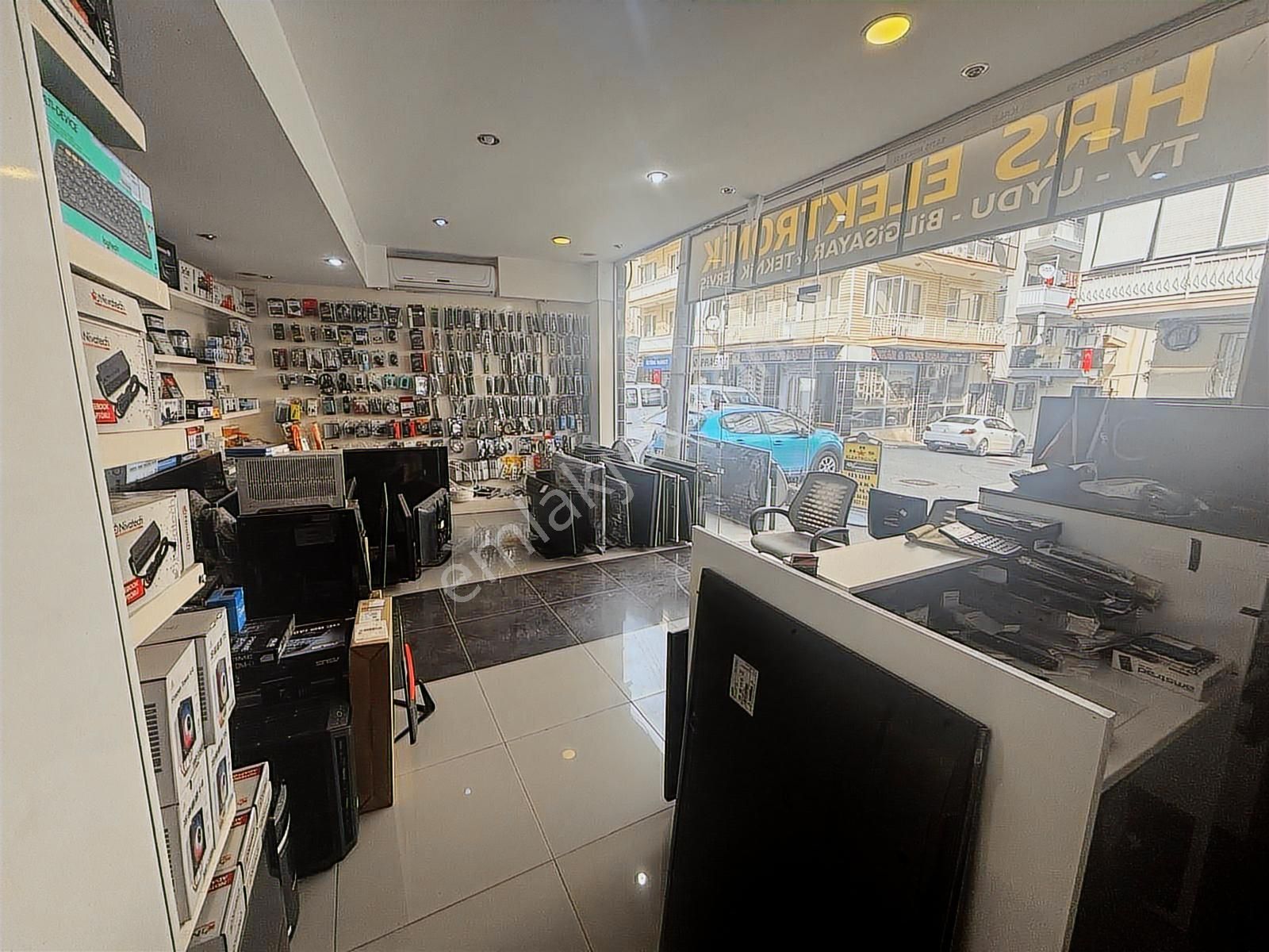 Balçova'da Merkezi Konumda 51 M2 Satılık Dükkan - Görsel 10