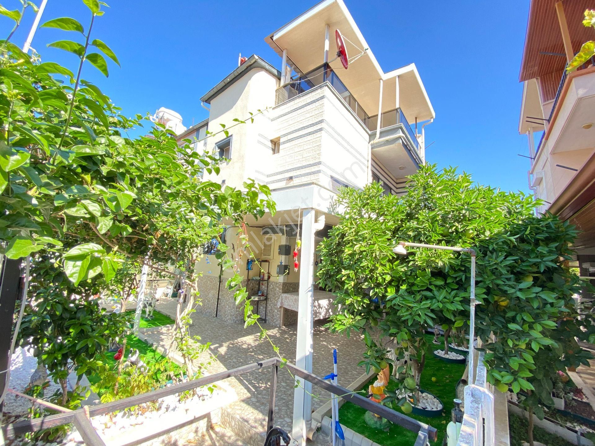 Seferihisar Ürkmez Merkez'de Geniş Yapılı Satılık 3+1 Villa - Görsel 3