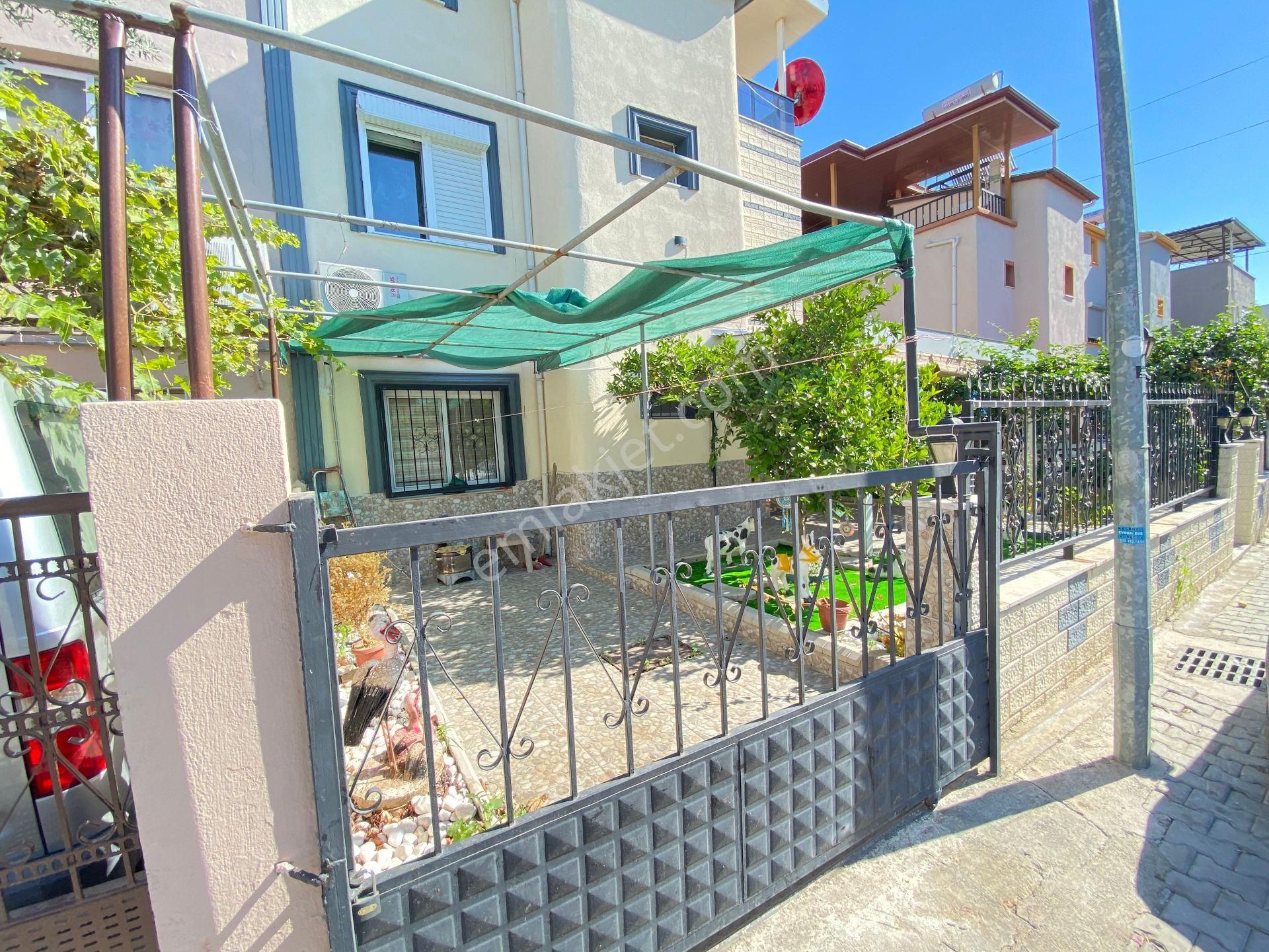 Seferihisar Ürkmez Merkez'de Geniş Yapılı Satılık 3+1 Villa - Görsel 9