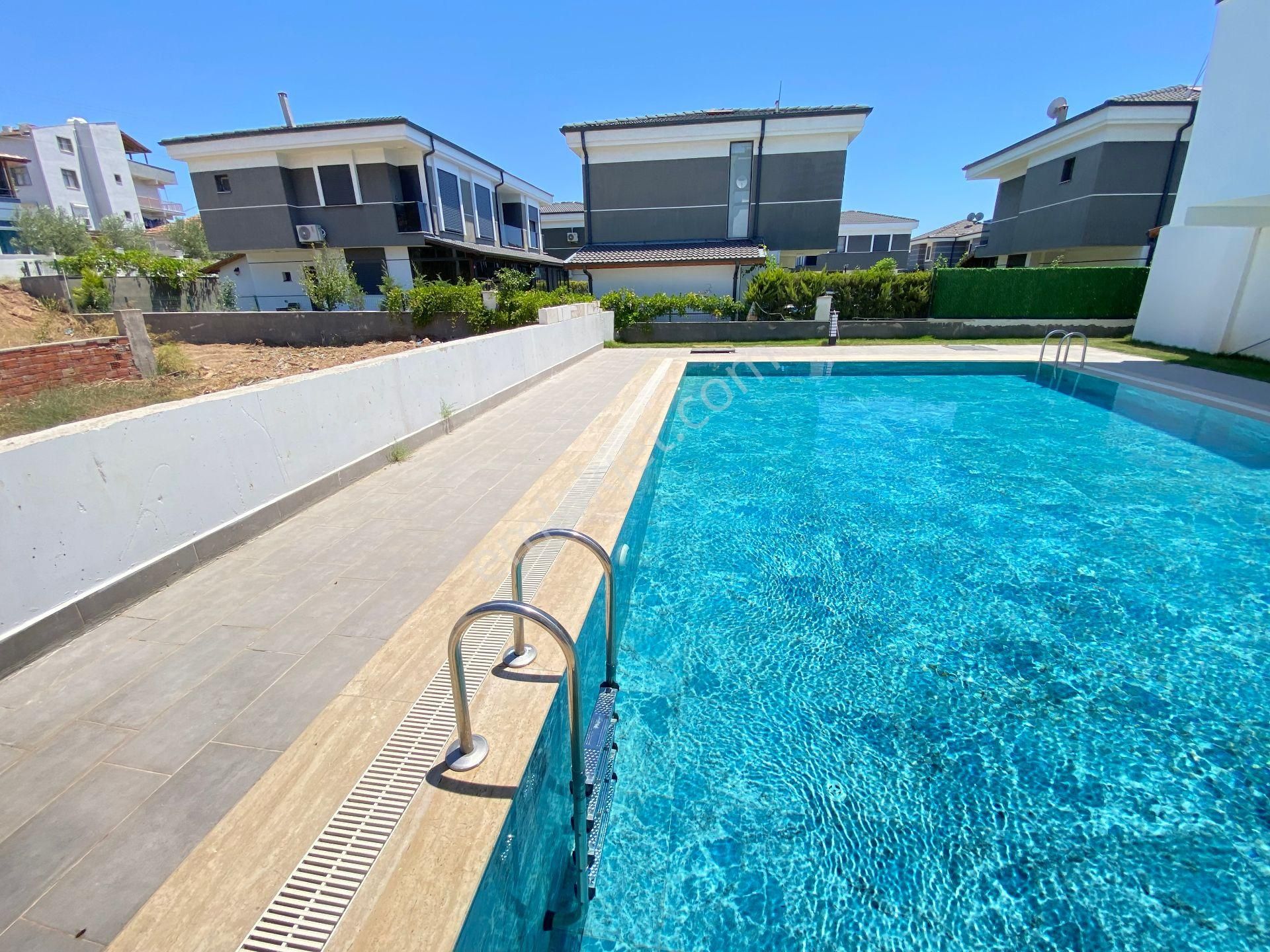 Seferihisar Doğanbey Tek Müstakil Havuzlu Satılık 3+1 Villa - Görsel 32