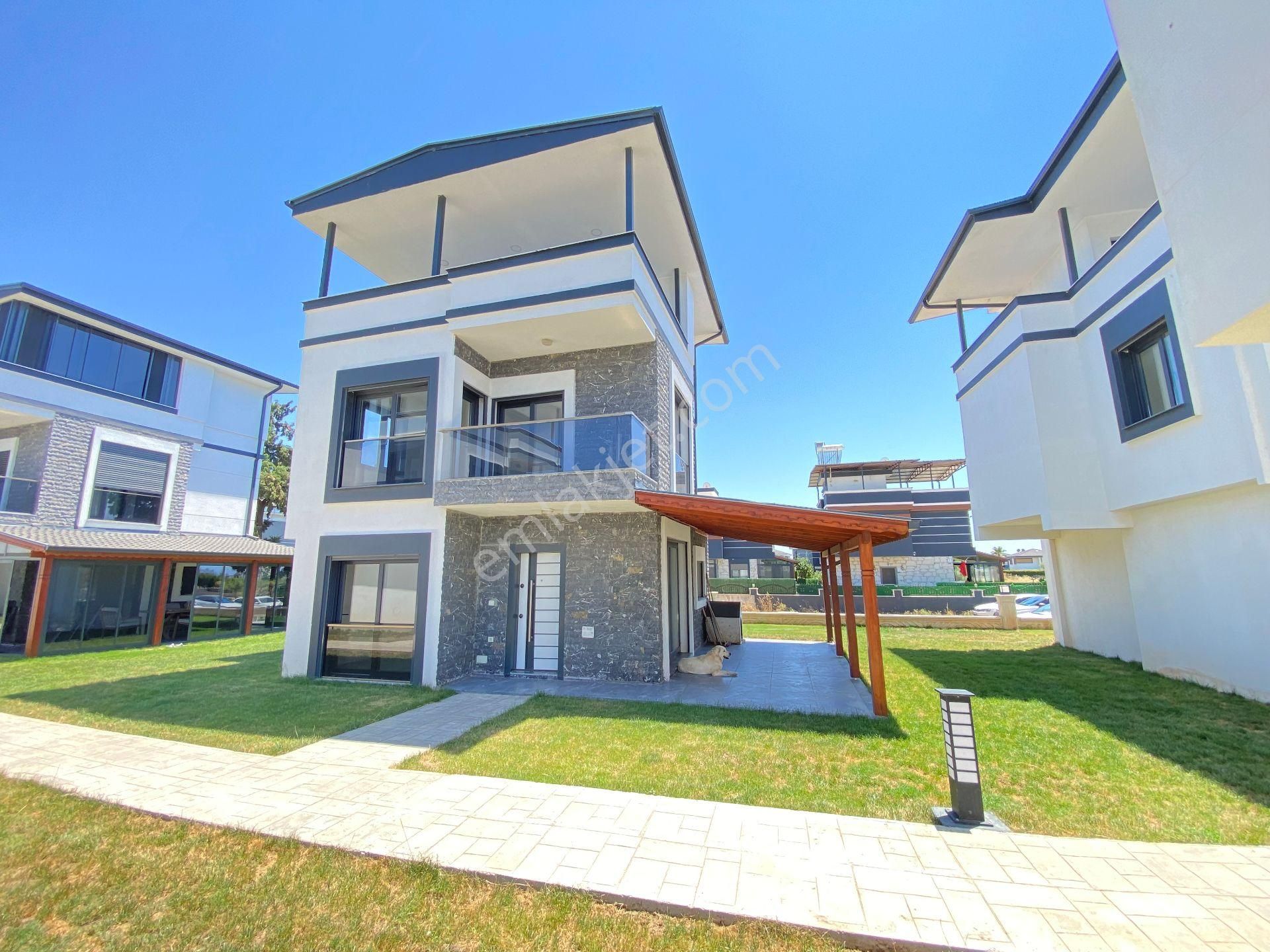 Seferihisar Doğanbey Tek Müstakil Havuzlu Satılık 3+1 Villa - Görsel 9