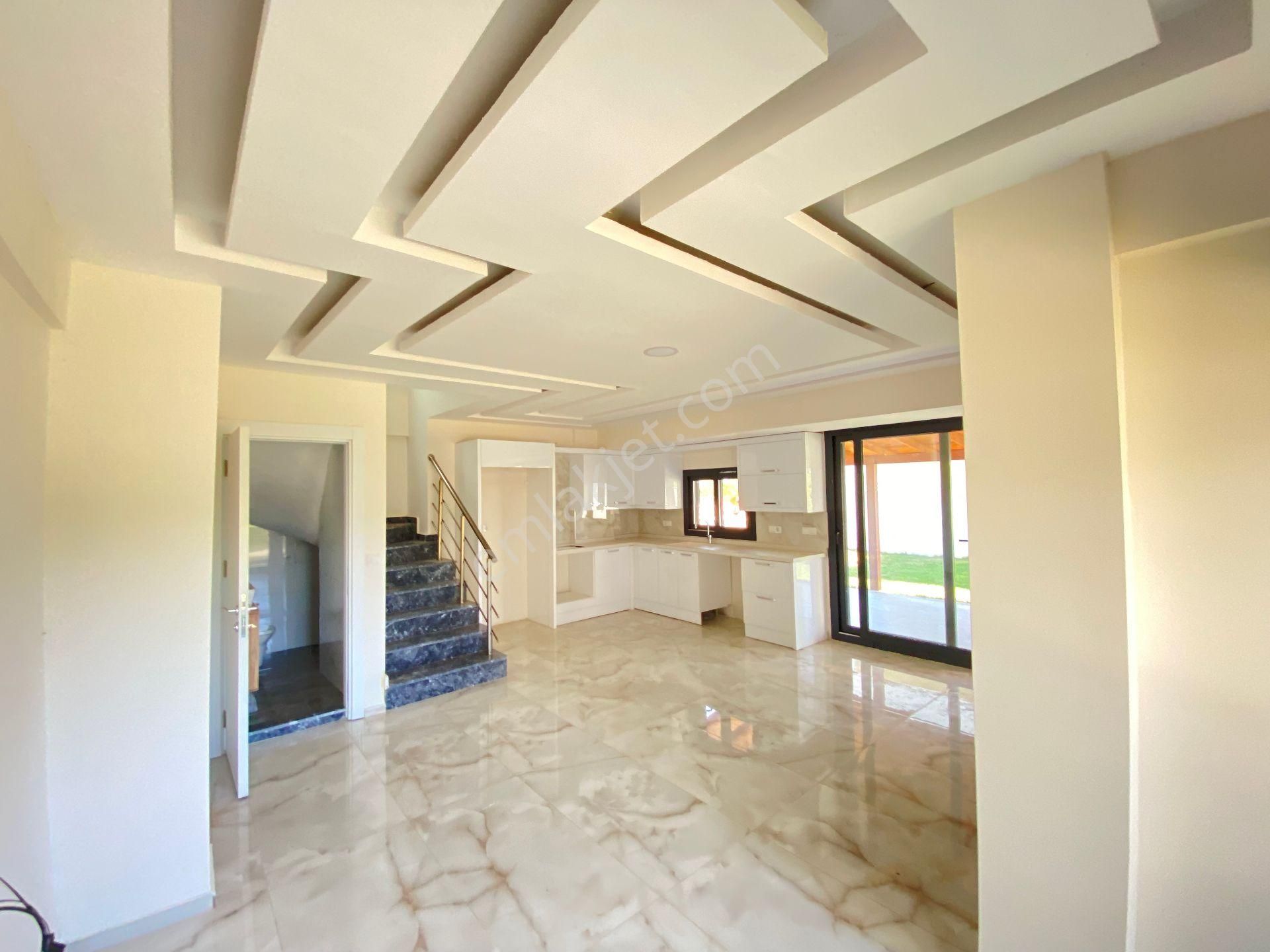 Seferihisar Doğanbey Tek Müstakil Havuzlu Satılık 3+1 Villa - Görsel 10