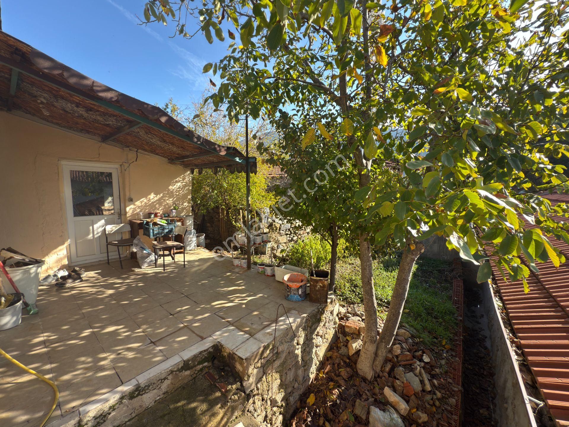 Gökçealan Köyünde 2+1 Müştemilatlı Müstakil Ev - Görsel 21