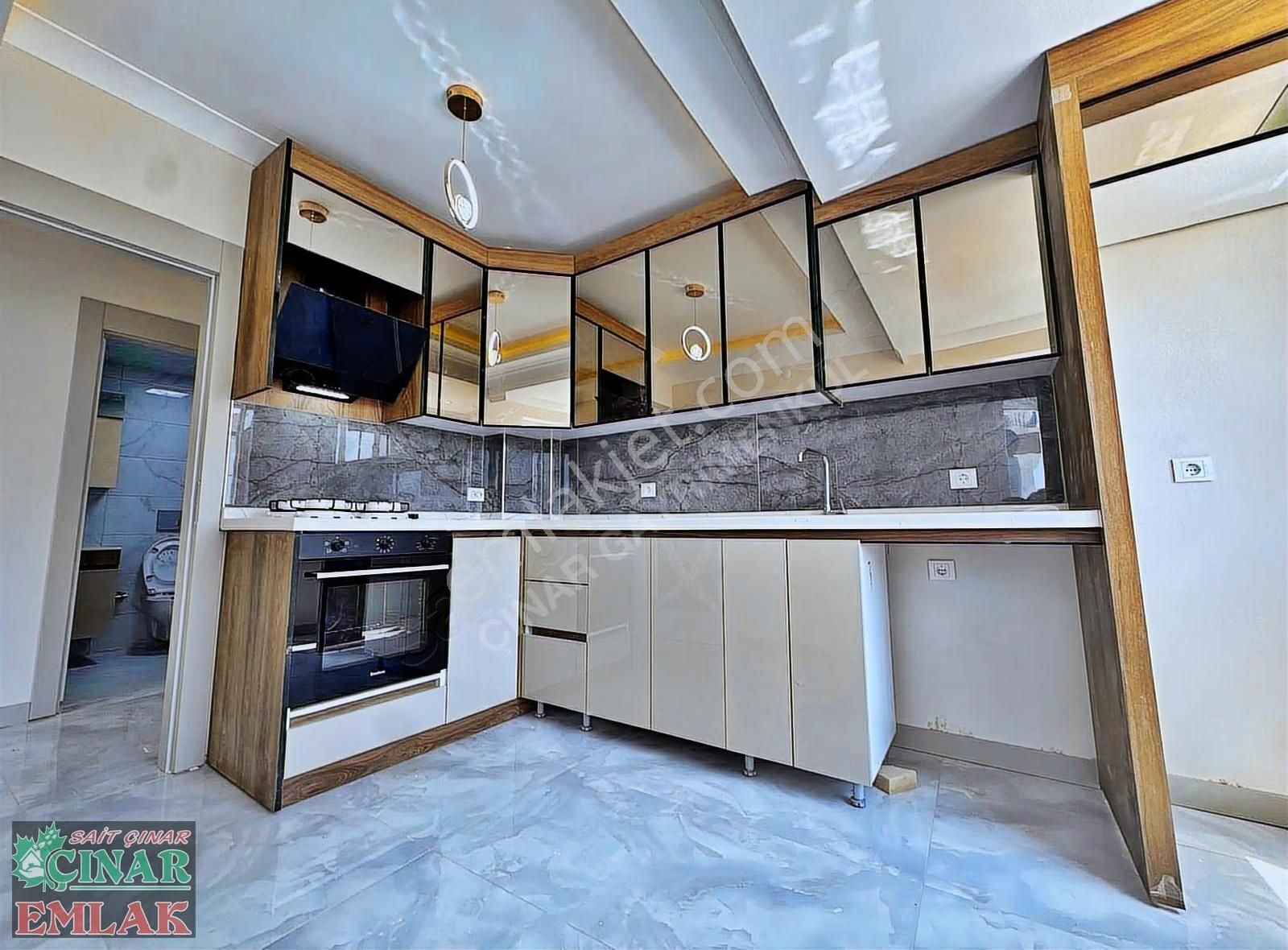 Çınar'dan Hem Merkezi Hem Estetik Tasarımıyla 3+1 Arakat Dairesi - Görsel 19