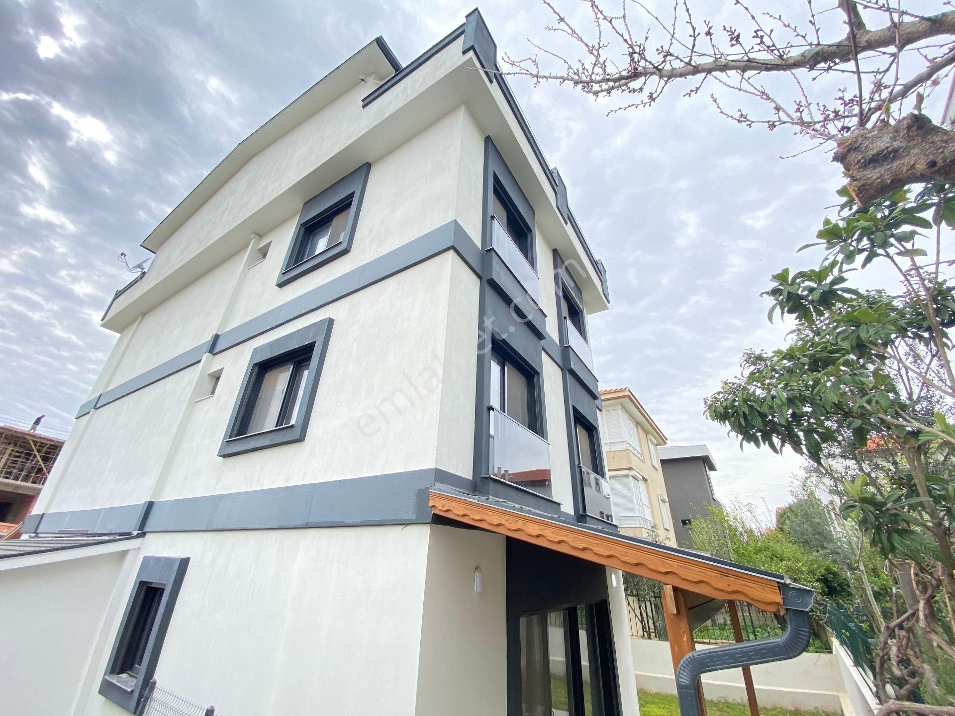 Özdere De Denize 400 M Çarşıya Merkeze Çok Yakın Satılık 6+1 Villa - Görsel 3