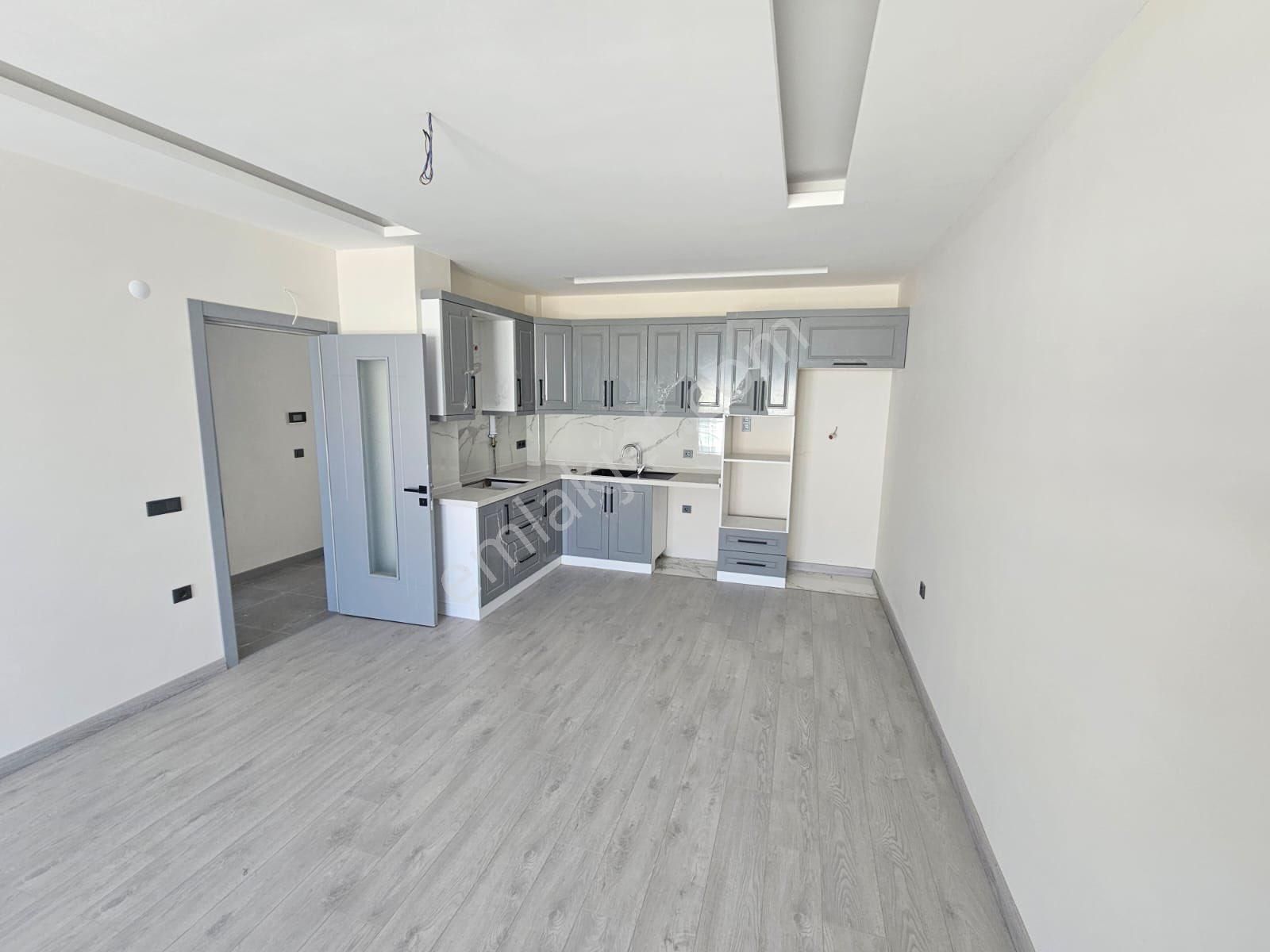 Değirmenedere'de 2+1 Havuzlu Sitede Sıfır Satılık Daire - Görsel 3