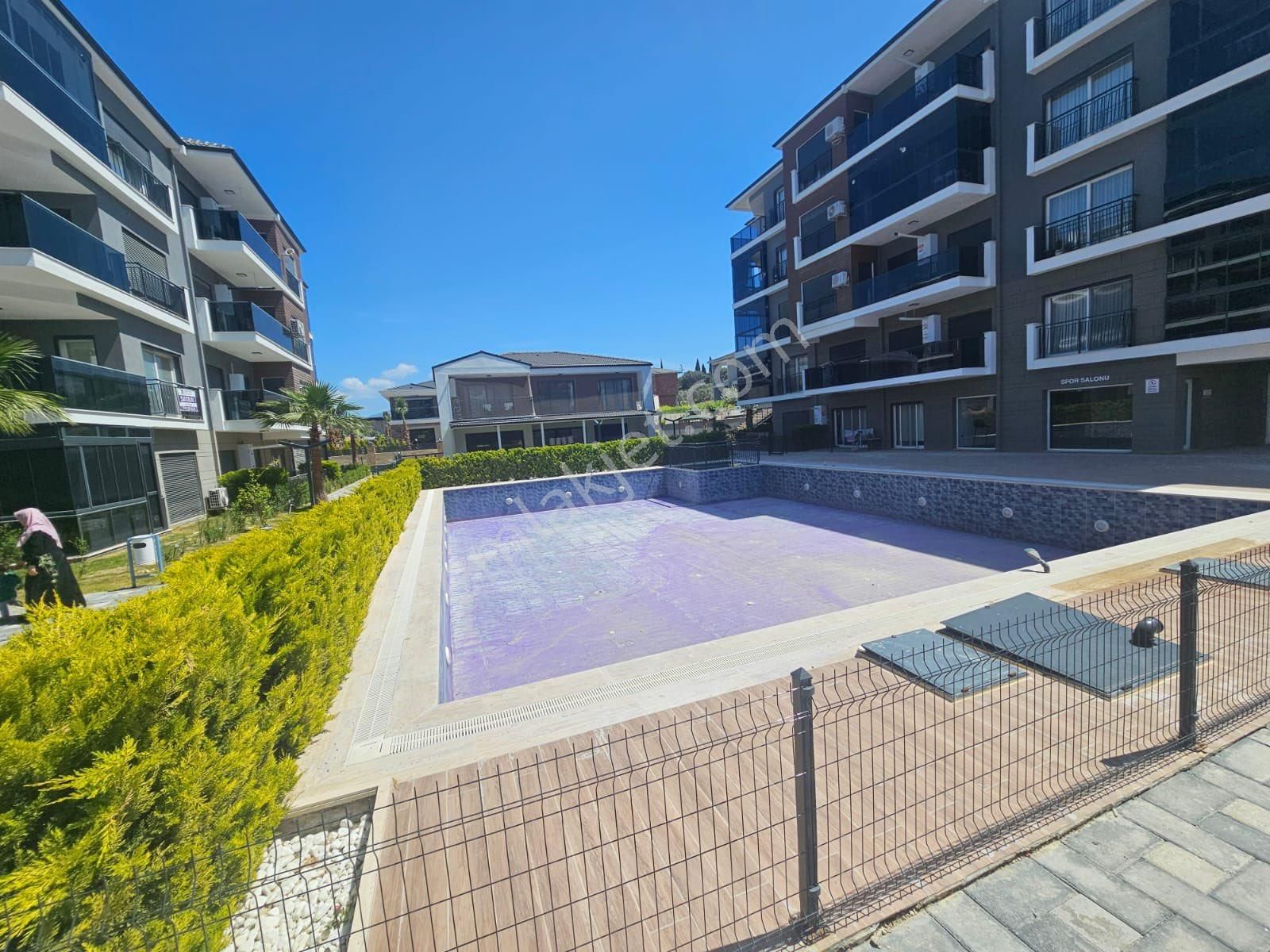 Değirmenedere'de 2+1 Havuzlu Sitede Sıfır Satılık Daire - Görsel 14