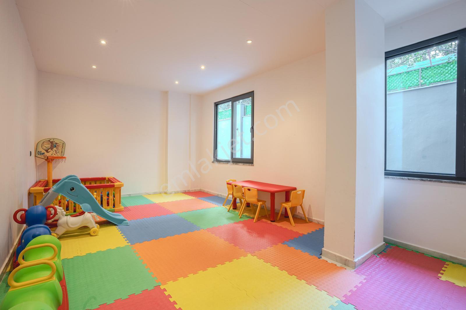 Alanya Merkez De Satılık 2+1 Temiz Site İçerisinzde Yeni Bina - Görsel 19