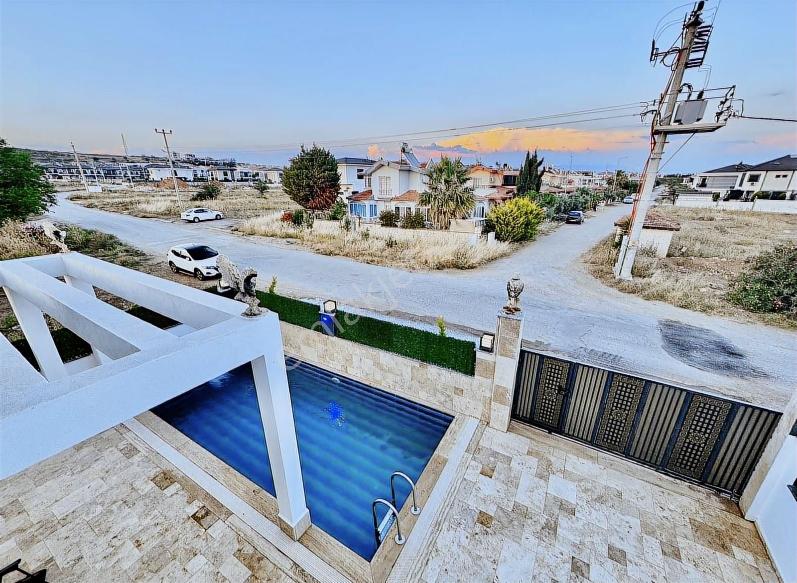 Ultra Lüks Tam Mustakıl Villa - Görsel 19