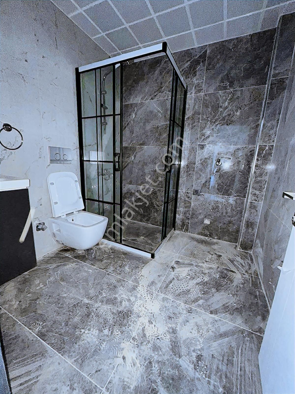 Altınkumda Havuzhu Sitede Bahçeli Daire - Görsel 15