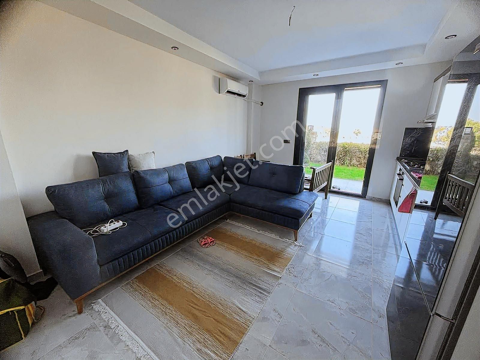 Altınkumda Havuzhu Sitede Bahçeli Daire - Görsel 13