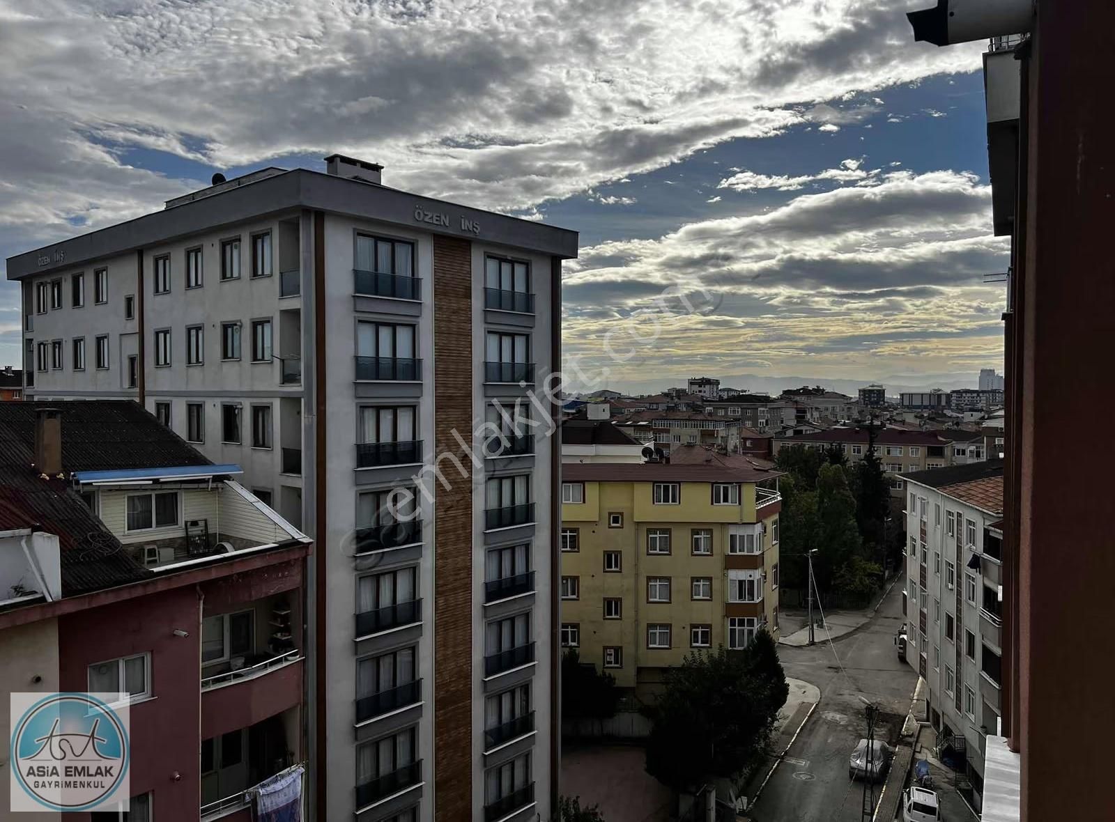 Asia Dan Esenler De Kiralık 2+1 Ara Kat Daire - Görsel 7