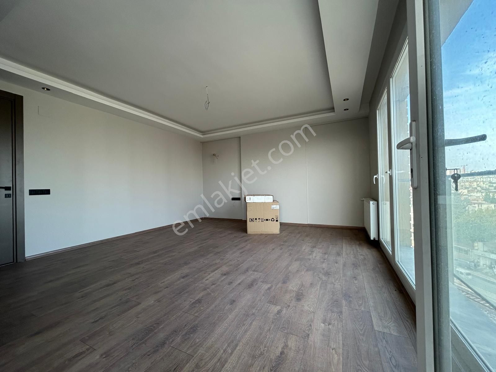 Alparslan Türkeş Bulvarı Metro Yolu Üzerinde 3+1+sıfır Satılık Daire............ - Görsel 4