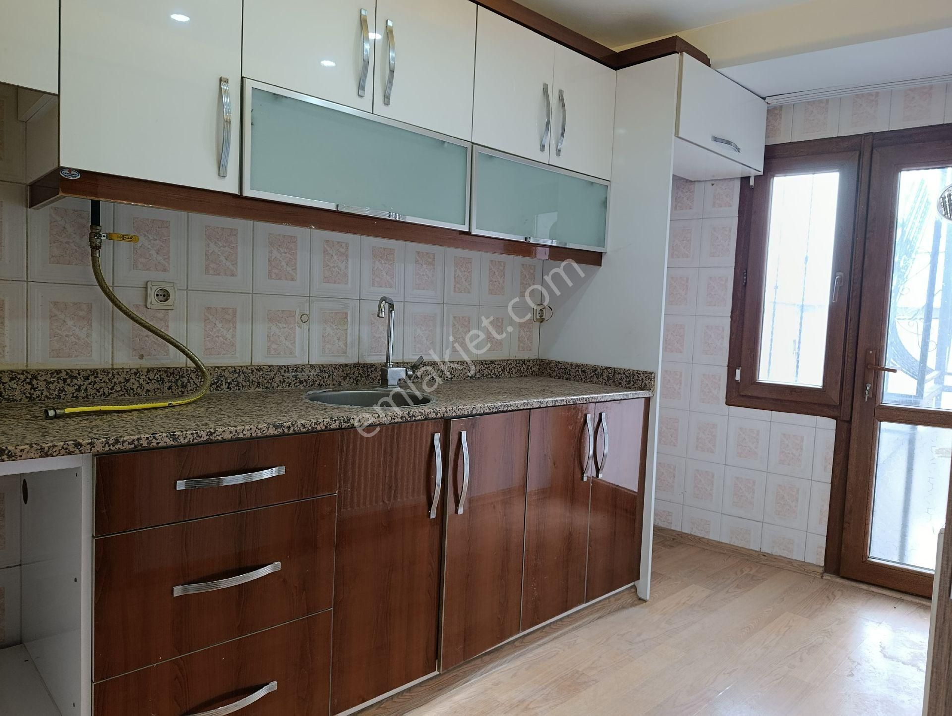 Türbe Caddesi Üzeri 2+1 - Görsel 14