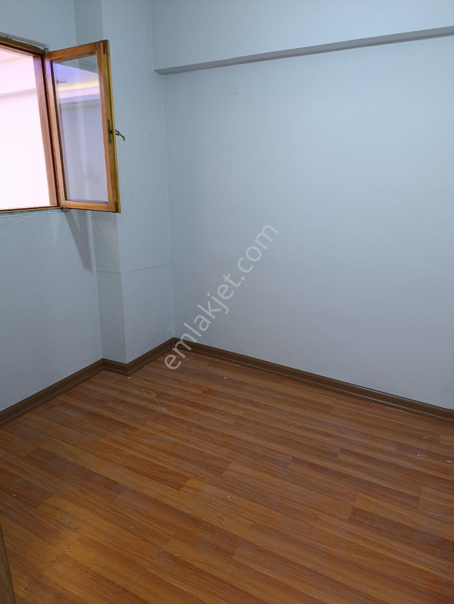 Türbe Caddesi Üzeri 2+1 - Görsel 3