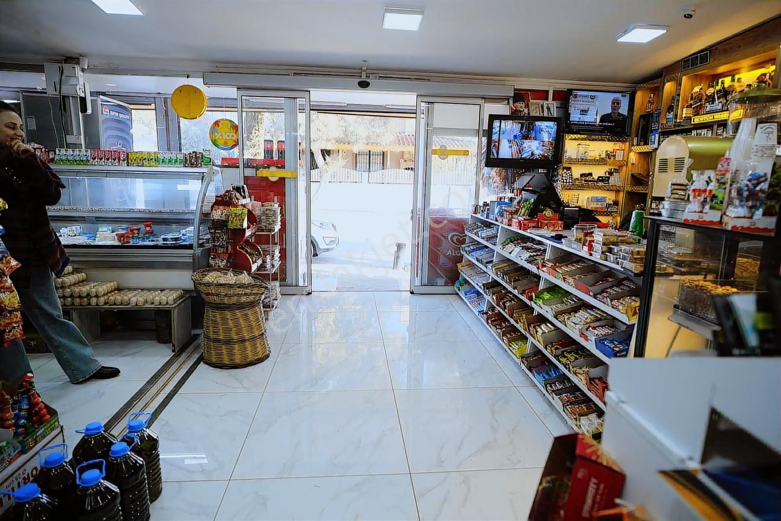 Devren Kiralık İşlek Yol Üzeri Market - Görsel 27