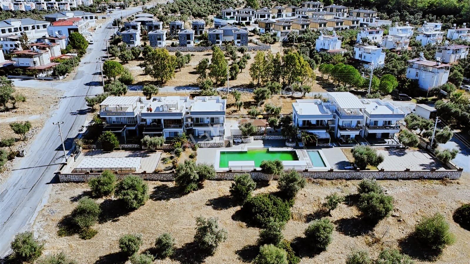 Deniz Manzaralı Butik Havuzlu Site İçinde Eşyalı 2+1 Dairemiz - Görsel 2