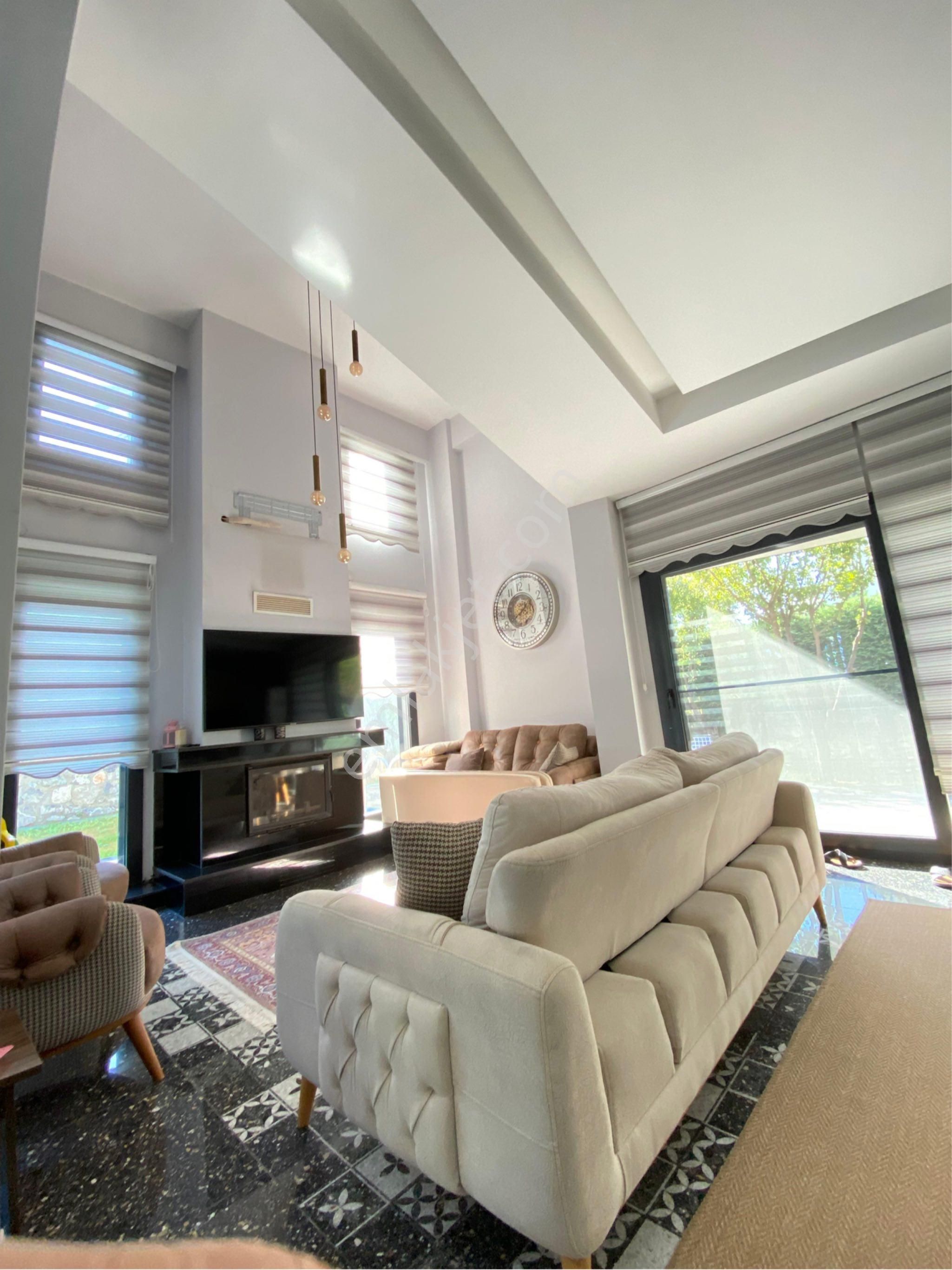 Merkezi Konumda Ultra Lüx Özel Havuzlu 4+1 Full Eşyalı Satılık Villa - Görsel 3