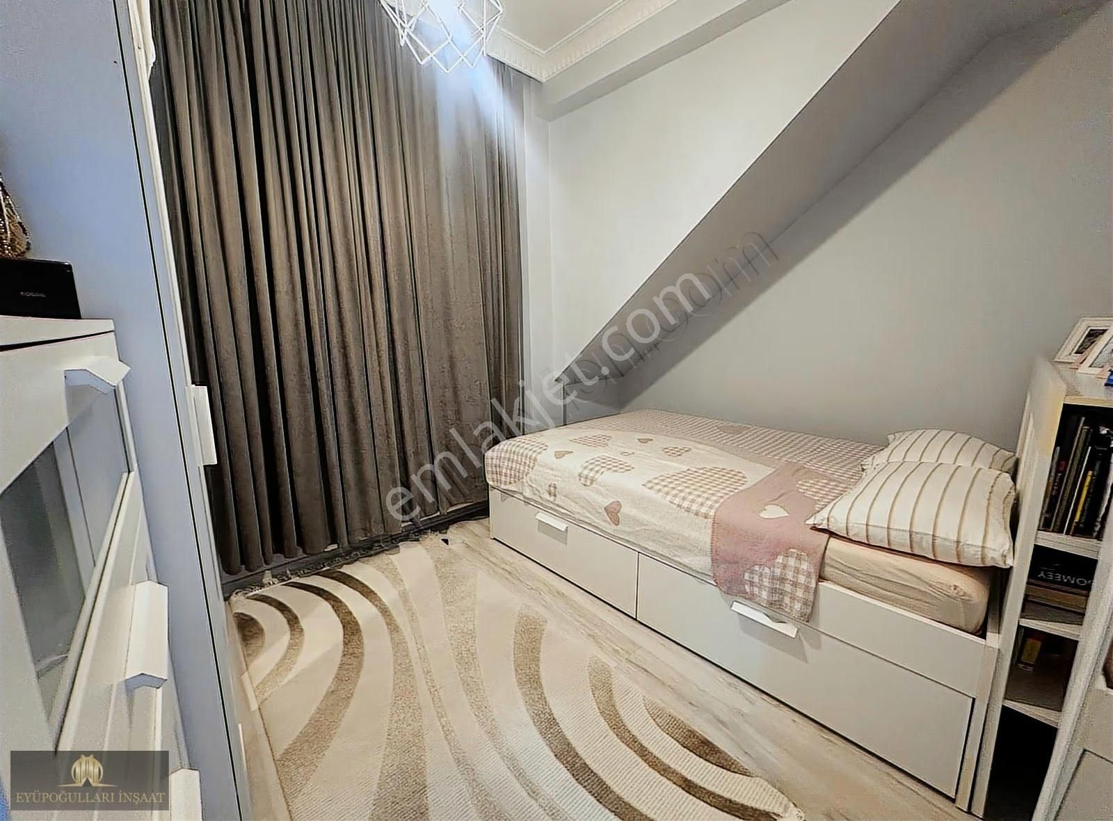 Yenidoğan Mah Satılık * 4 Yıllık * 2+1 Yüksek Camlı Bahçe Katı - Görsel 13