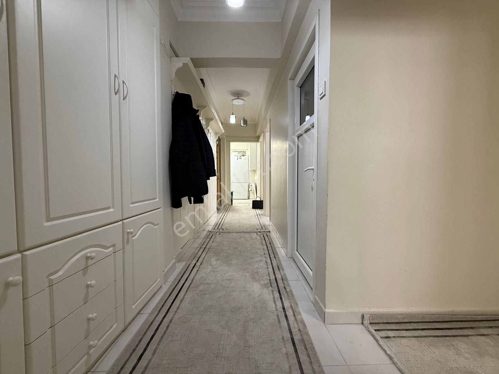 Bahçelievler'de K.otoparklı Masrafsız Ön Cephe 3+1 Ara Kat Acil - Görsel 29