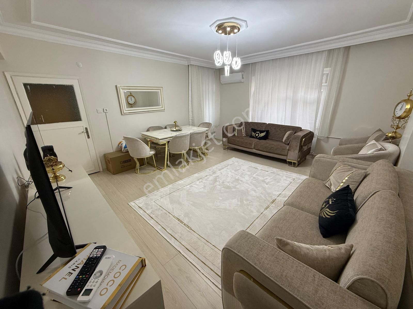 Bahçelievler'de K.otoparklı Masrafsız Ön Cephe 3+1 Ara Kat Acil - Görsel 2