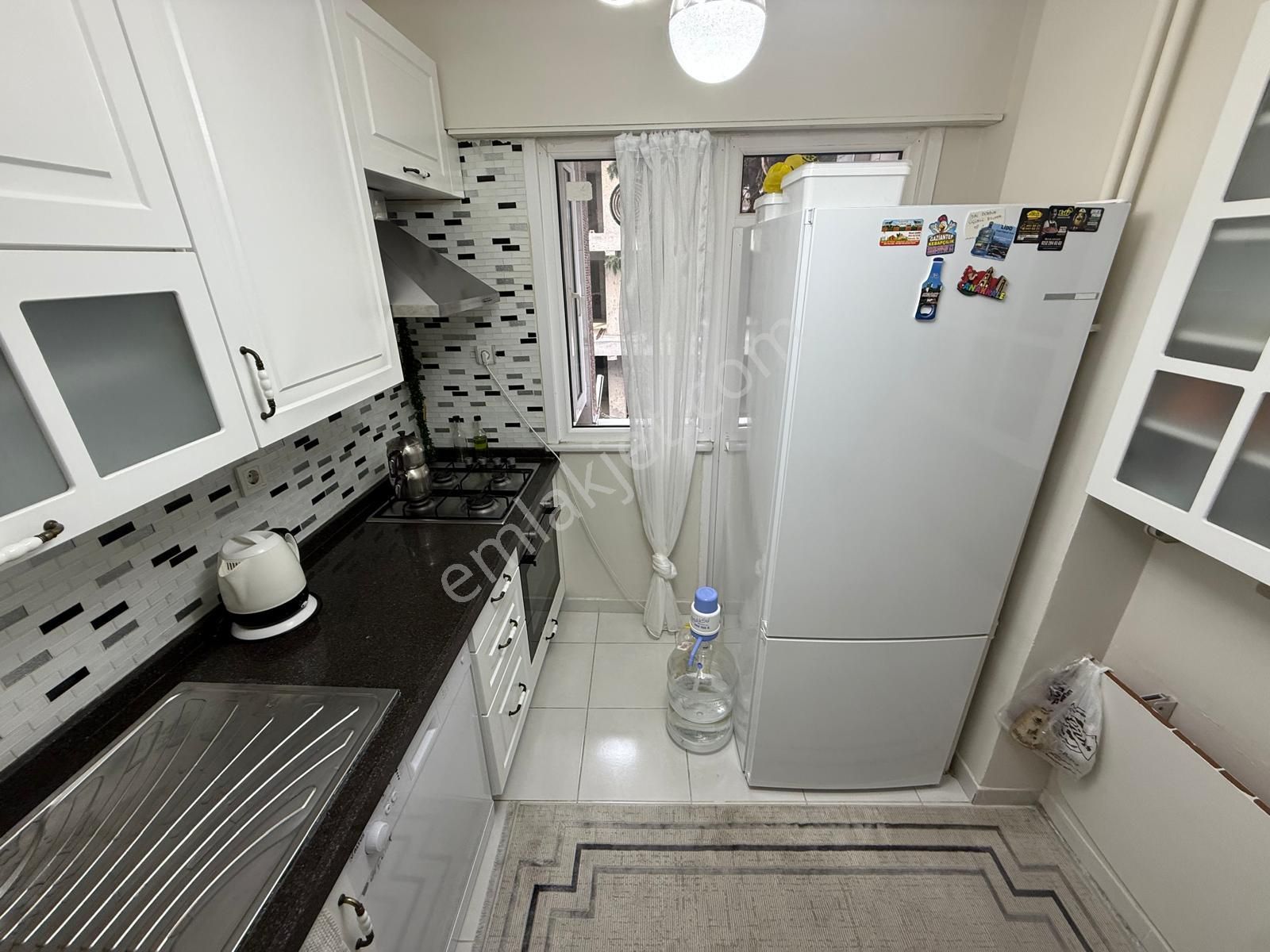 Bahçelievler'de K.otoparklı Masrafsız Ön Cephe 3+1 Ara Kat Acil - Görsel 12