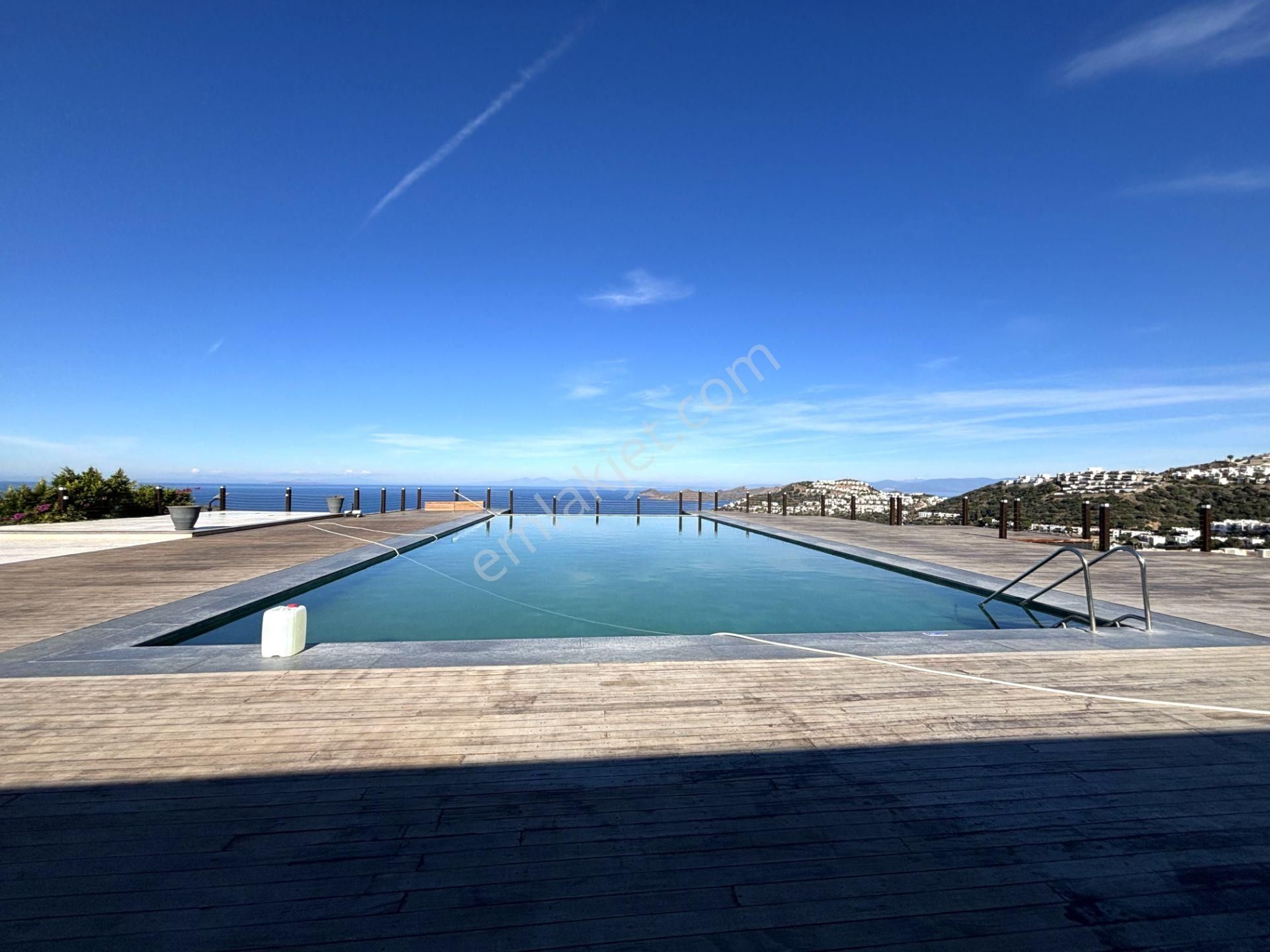 Bodrum Koyunbaba'da Kiralık Site İçi Eşyalı Deniz Manzaralı Daire - Görsel 31