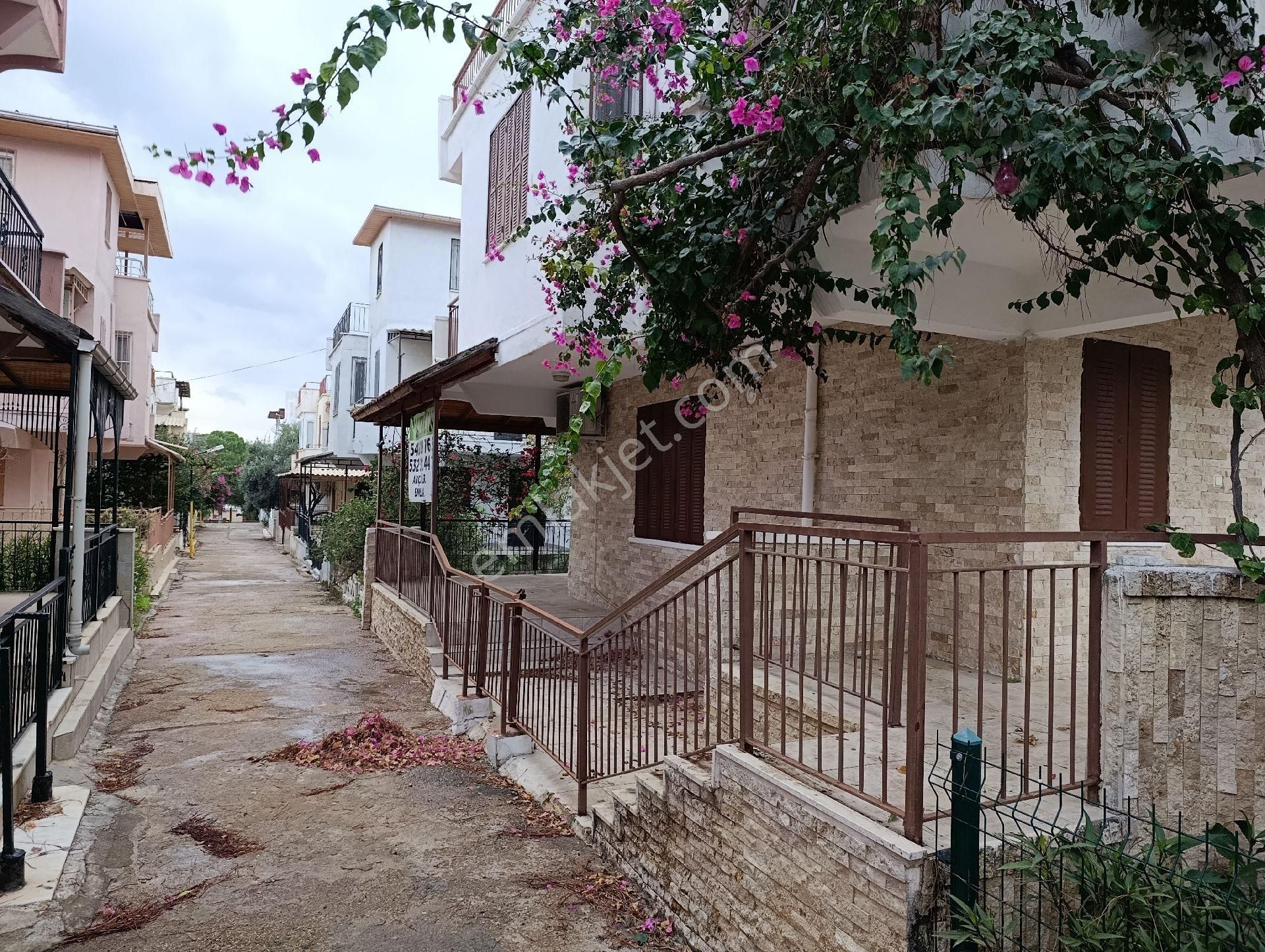 Akcinler Emlaktan Didim Fevzipaşa Mahallesinde Akyalı Sitesinde Satılık Bitişik Nizam Dubleks - Görsel 7