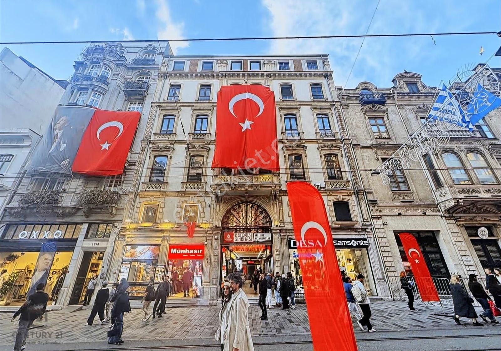 Taksim İstiklal'de Güvenlikli İş Hanında Ofis & Depo - Görsel 4