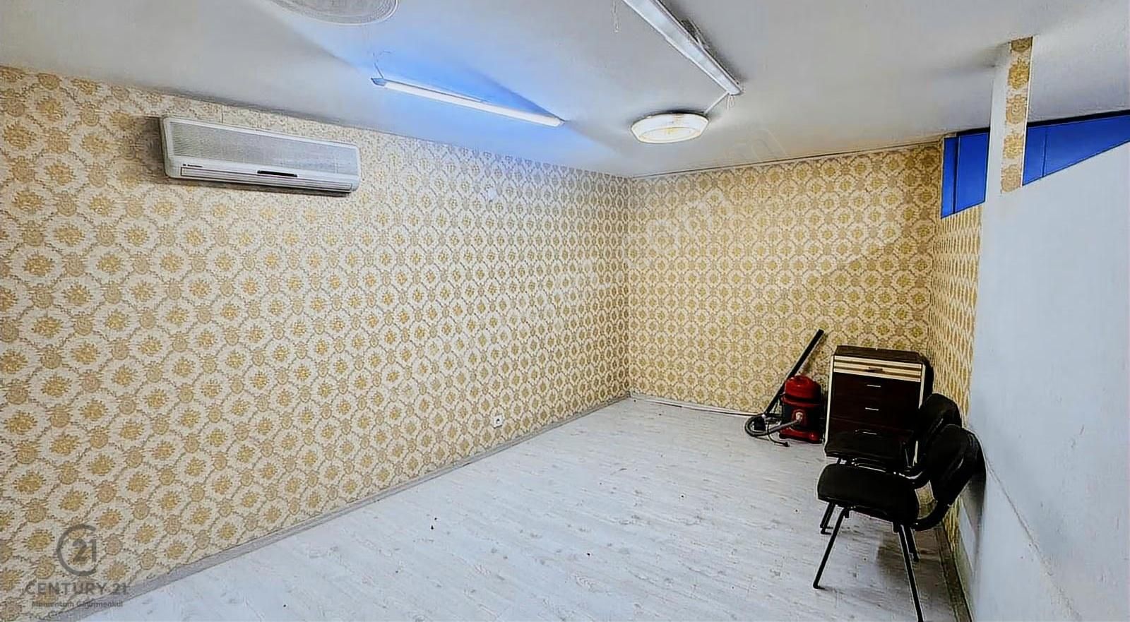 Taksim İstiklal'de Güvenlikli İş Hanında Ofis & Depo - Görsel 7