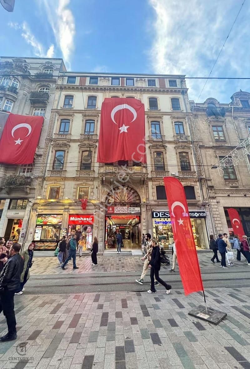 Taksim İstiklal'de İş Hanında Satılık 41 M2 Ofis - Görsel 4