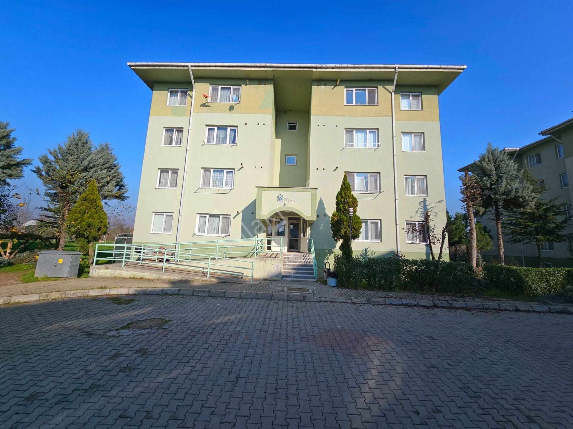 Hak Emlaktan Çavuşlar Tokilerinde Büyük Fırsat Satılık 2+1 Daire